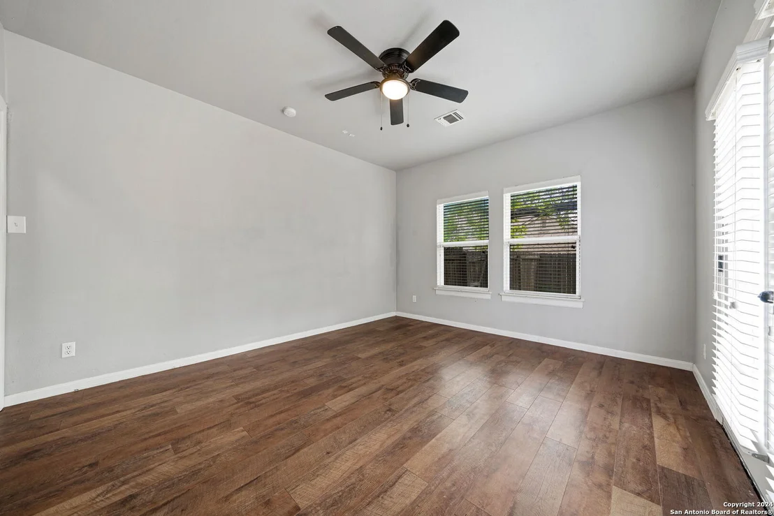 Photo of 274 HERMINE BLVD