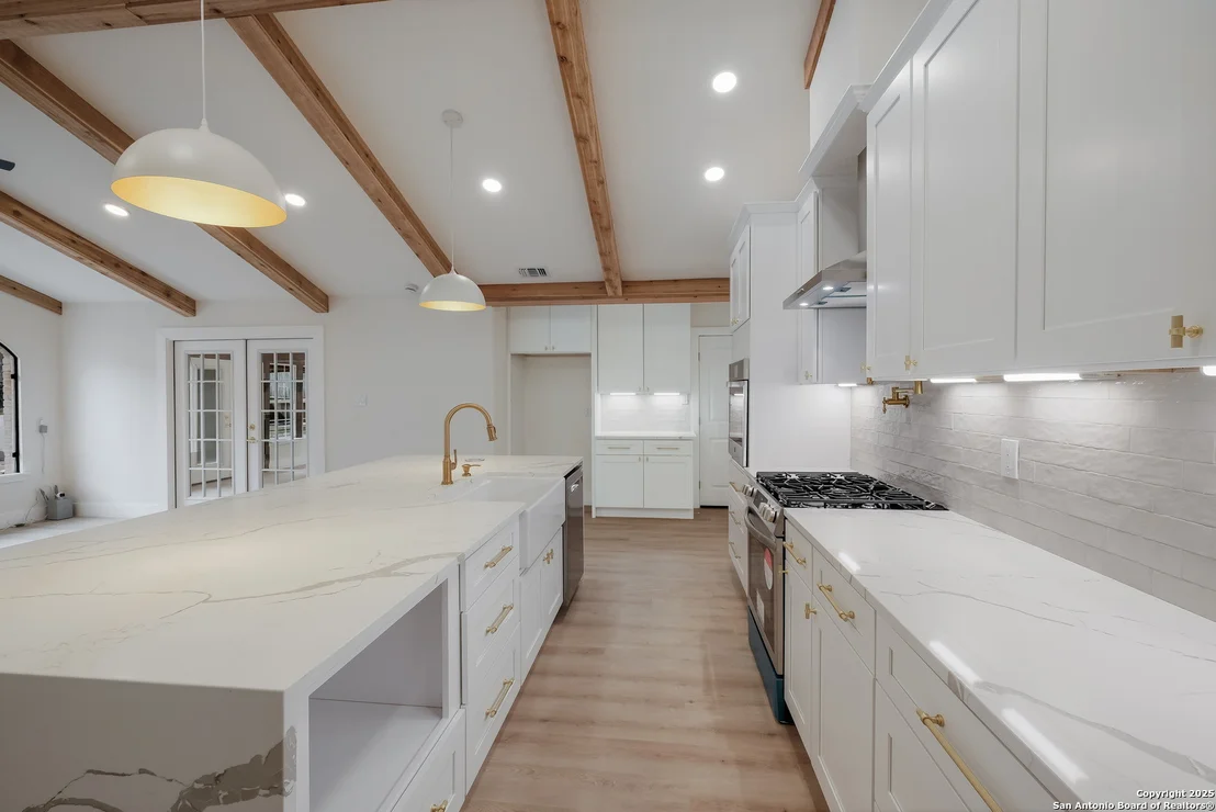 Photo of 6006 Forest Ledge