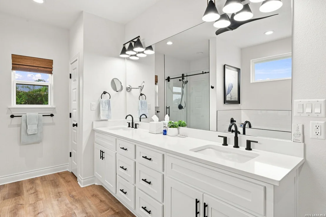 Photo of 103 Chama