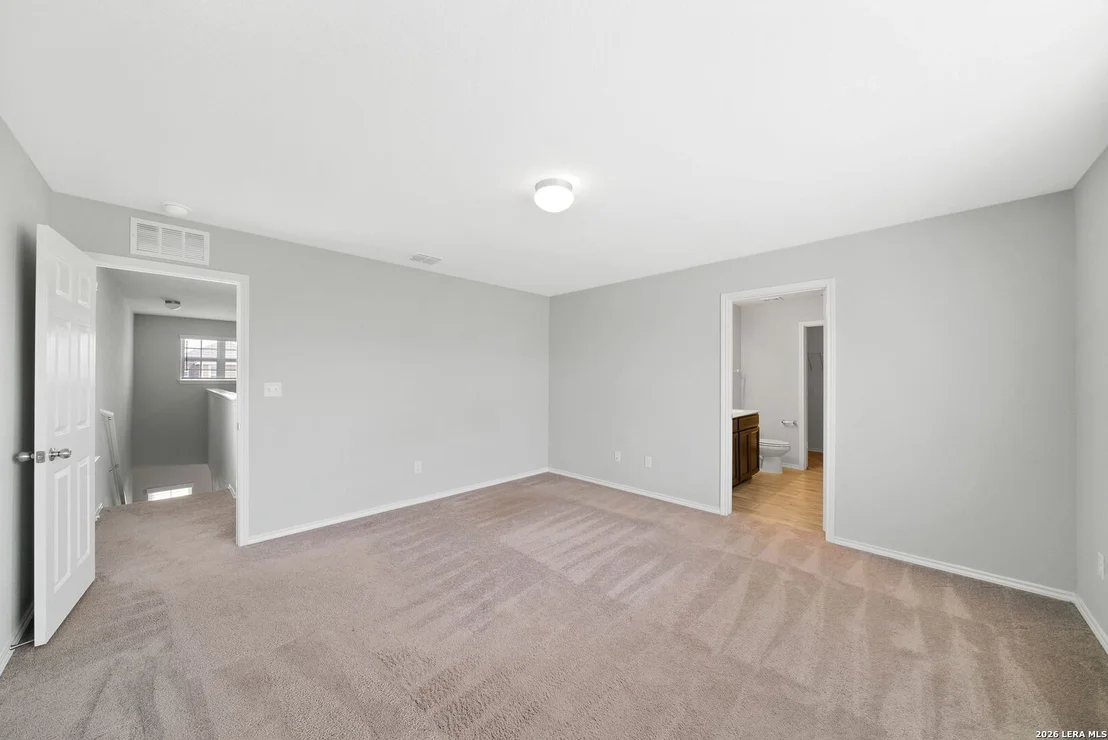 Photo of 12042 Silver Light