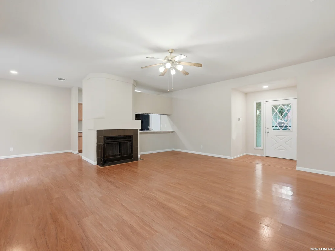 Photo of 7914 WAYSIDE TRL