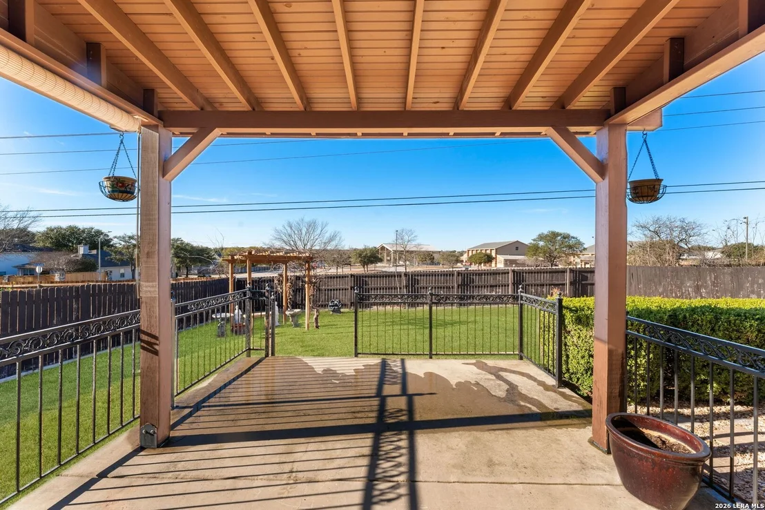 Photo of 1632 Willow Top