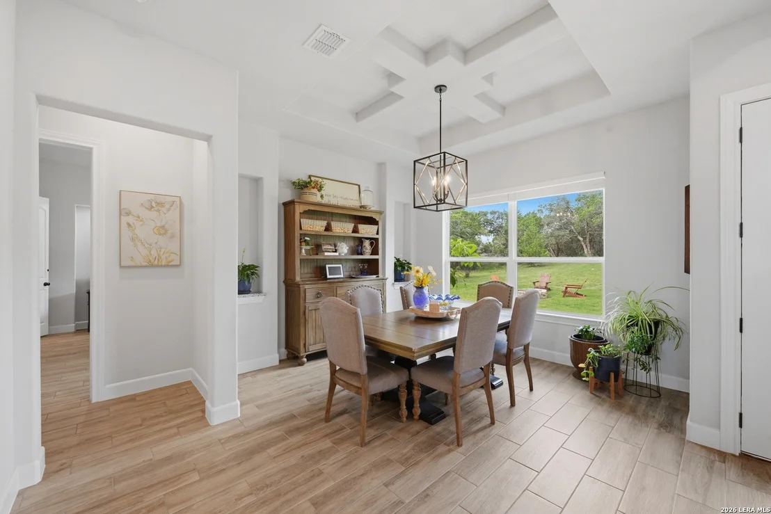 Photo of 212 HIGH POINT CIR