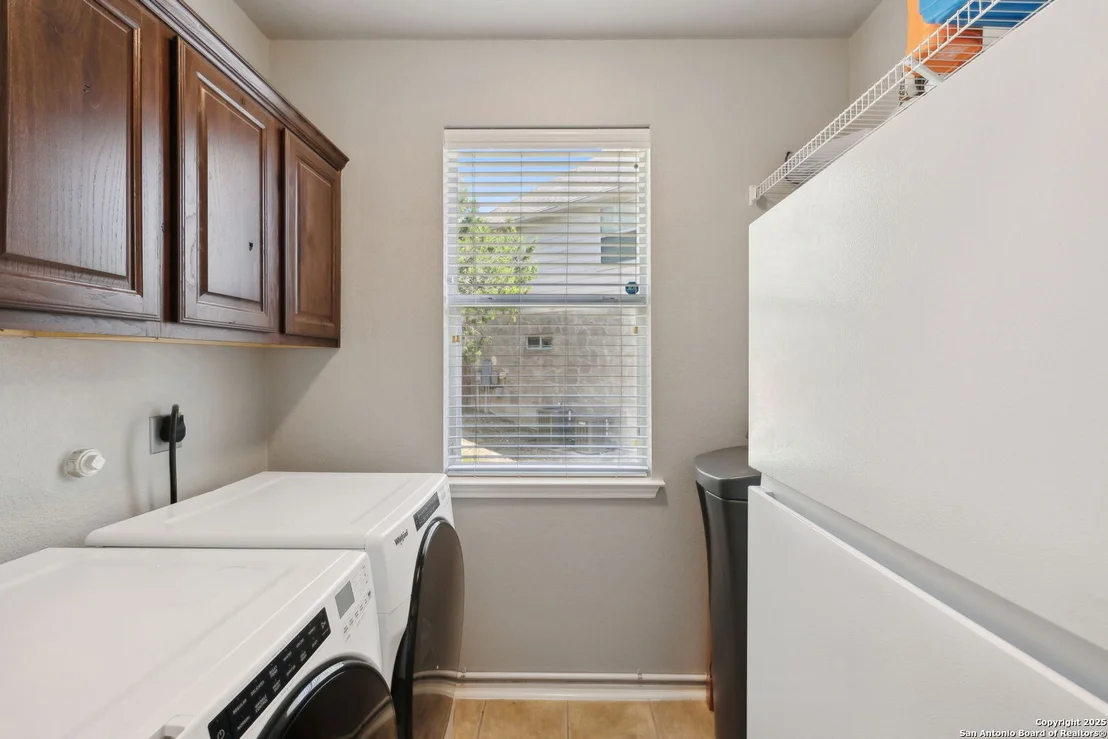 Photo of 1026 Tumbling Oaks