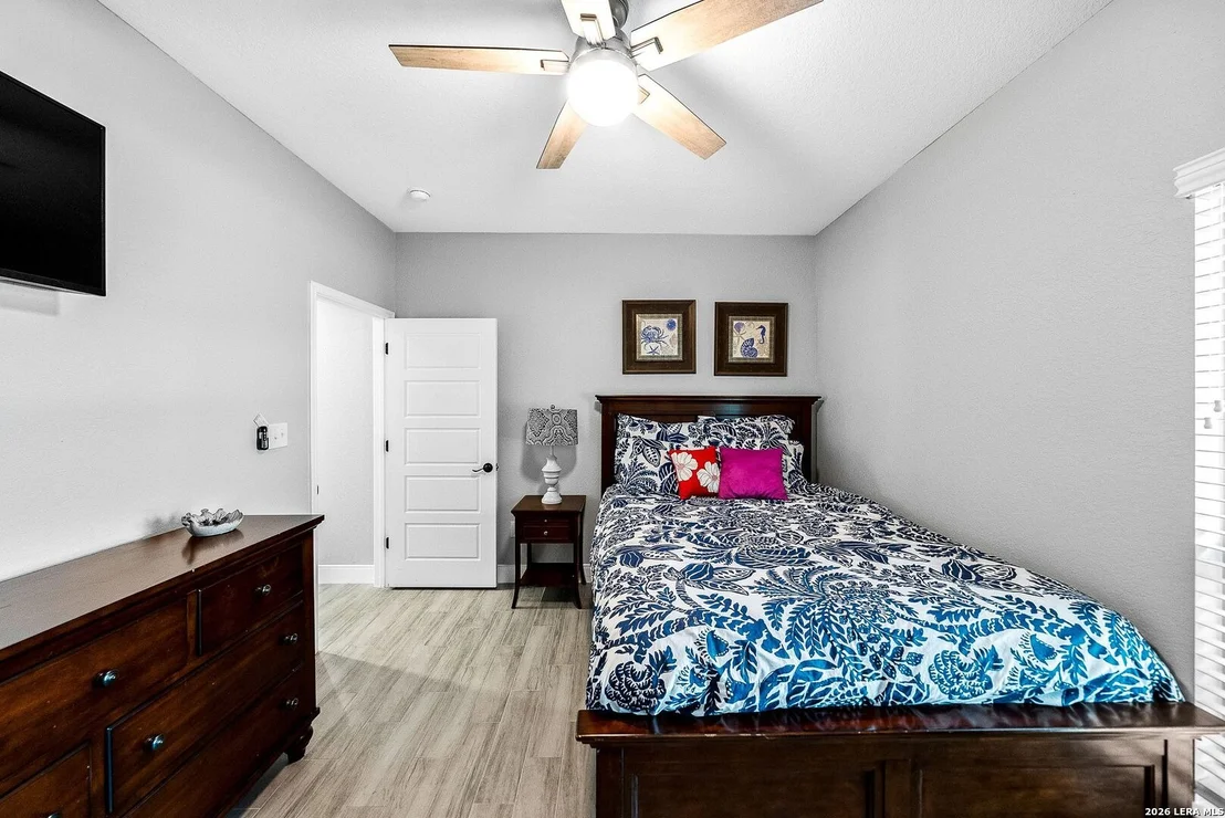 Photo of 156 Crescent Ridge