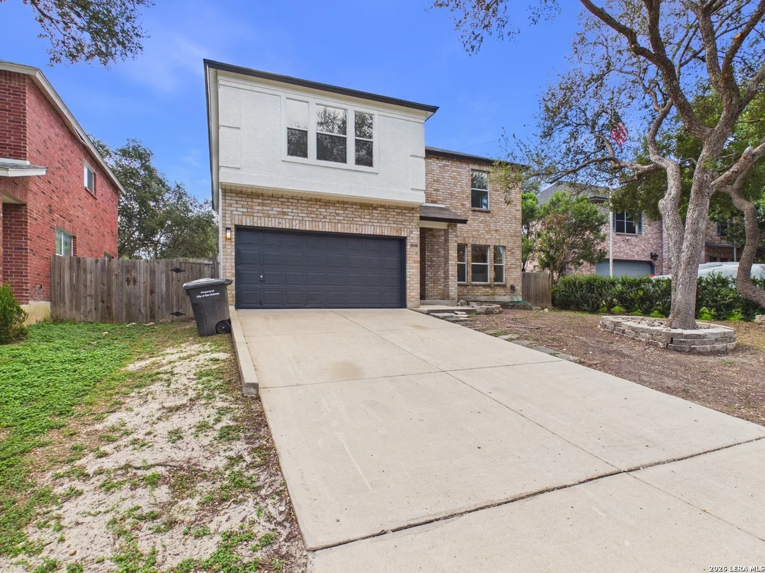Photo of 2608 WESTOVER VW