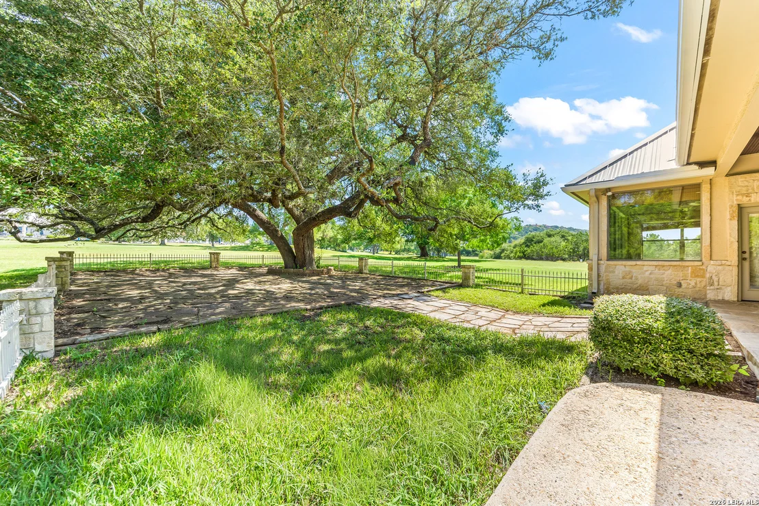 Photo of 111 White Tail Dr