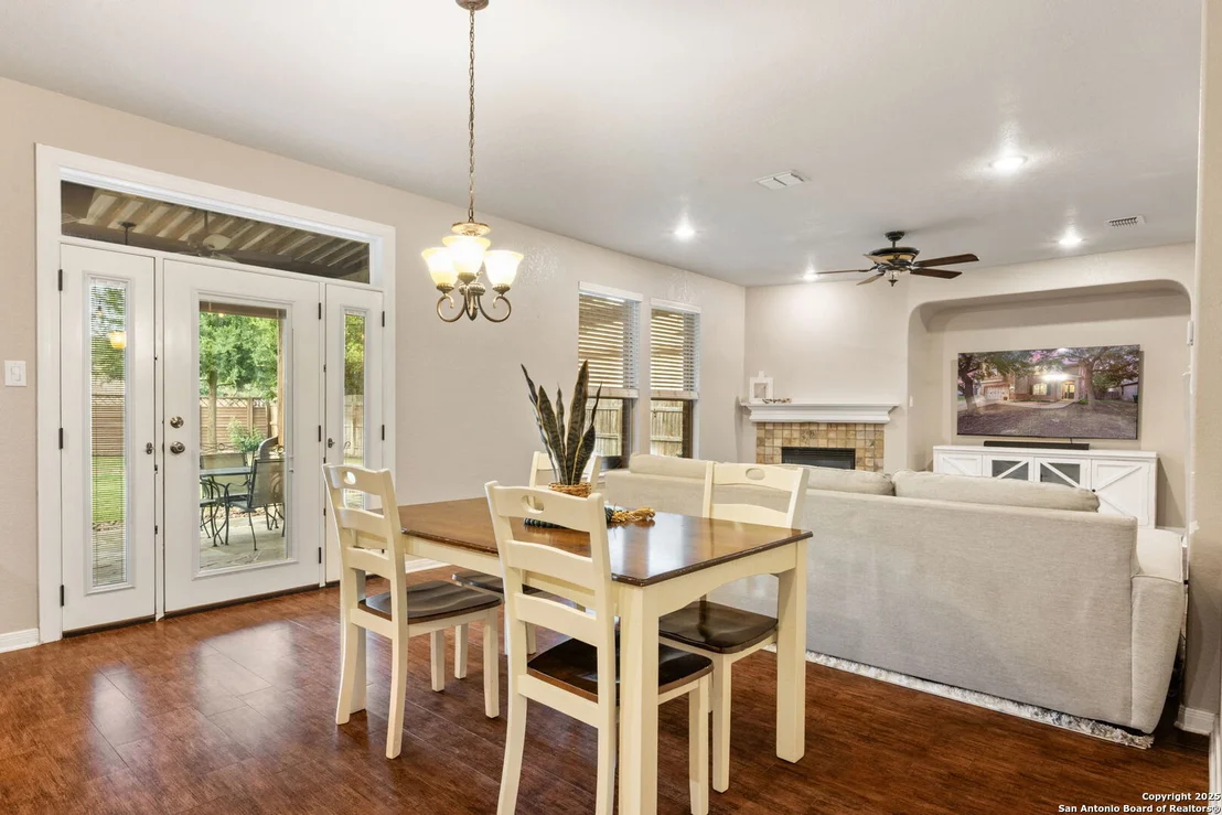 Photo of 204 Lone Star