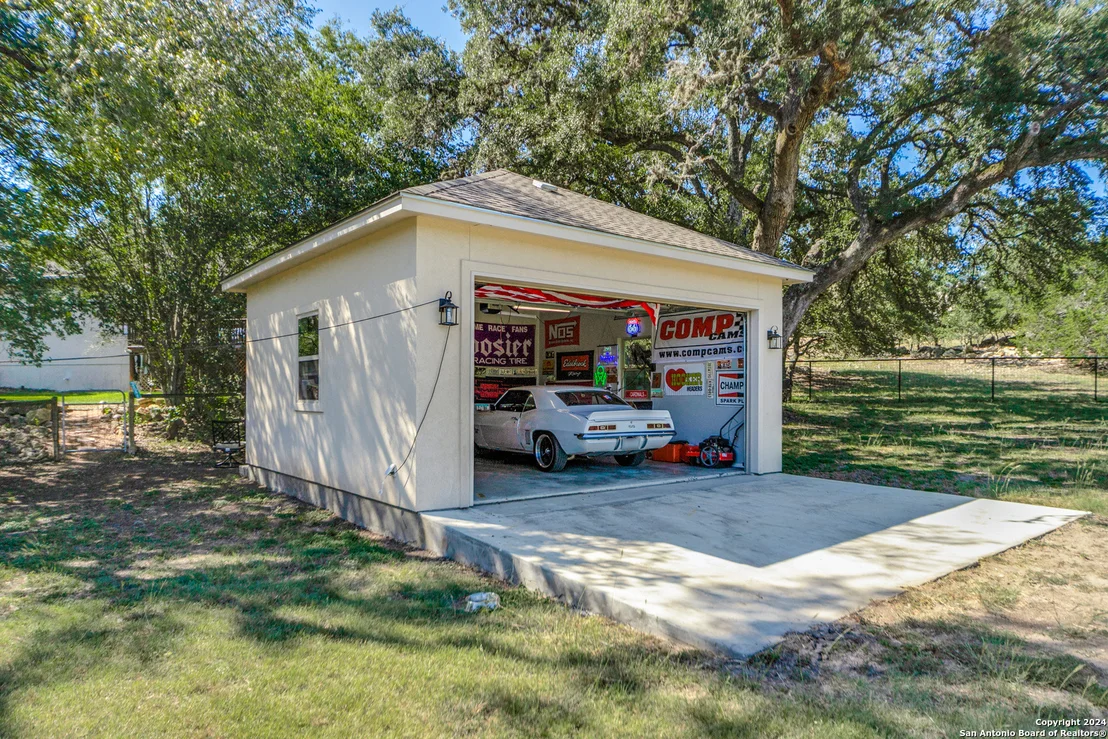 Photo of 215 COMAL RUN