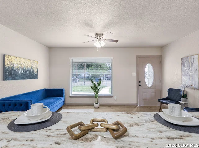 Photo of 910 Menefee Blvd