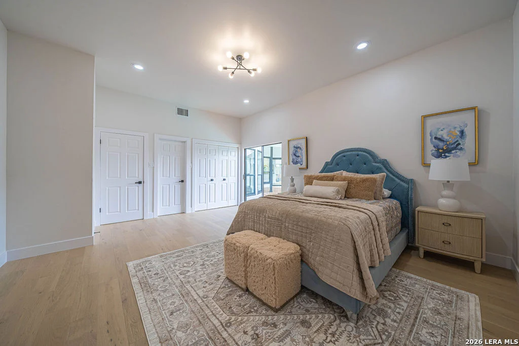 Photo of 206 Bluff Hollow