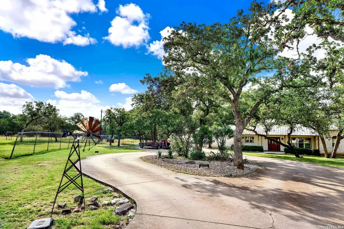 Photo of 181 SETTLERS CIR