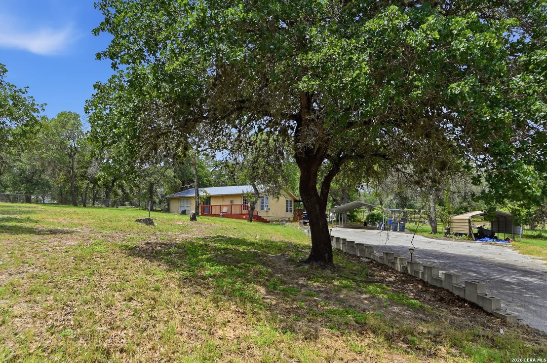Photo of 1027 Bluebonnet