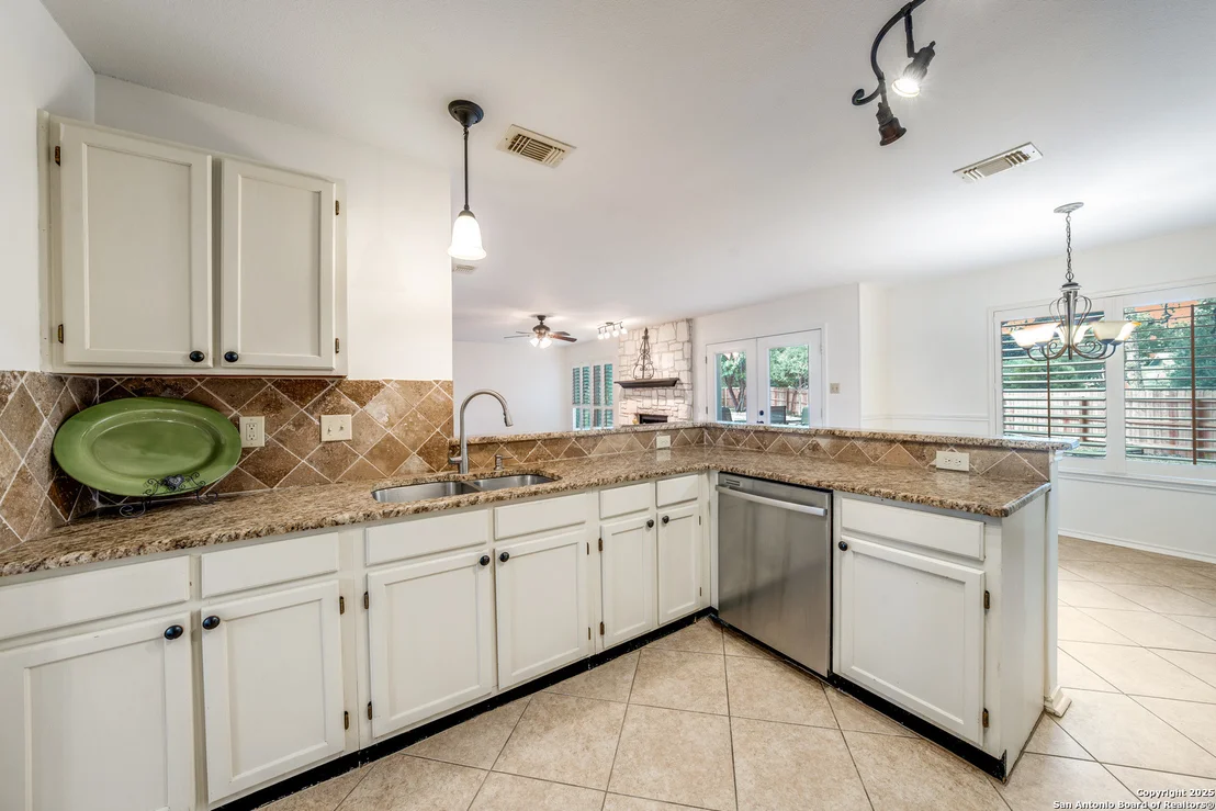 Photo of 13734 pebble point