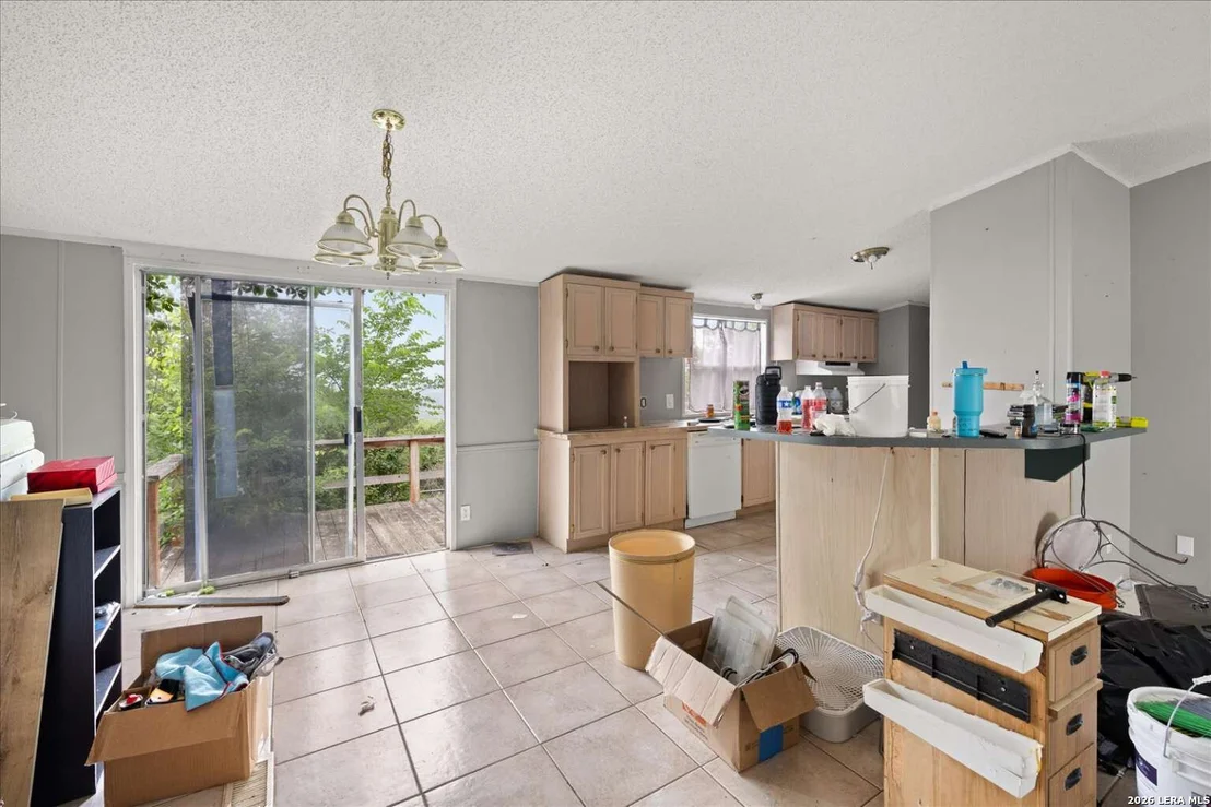 Photo of 313 N WALNUT WAY