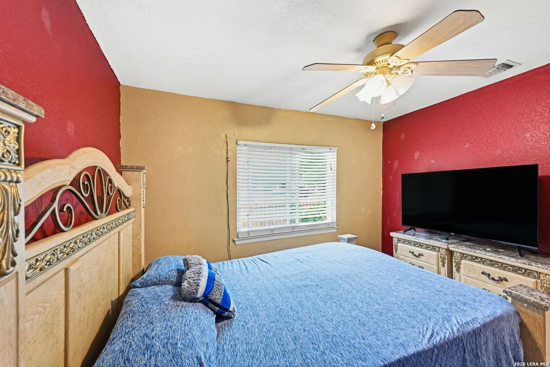 Photo of 7140 Oldham