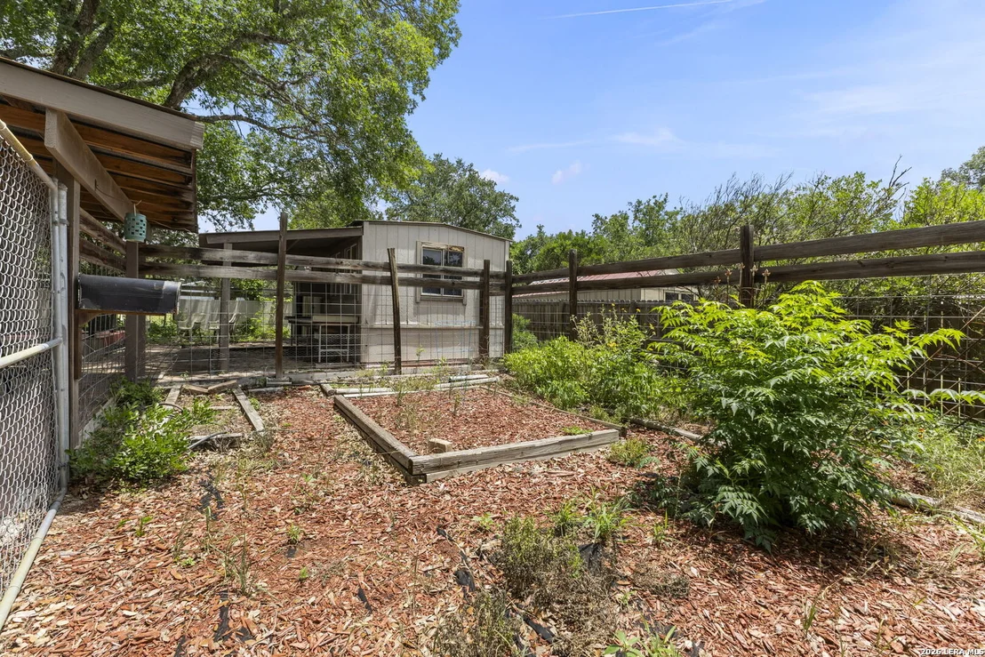 Photo of 346 RAINBOW DR