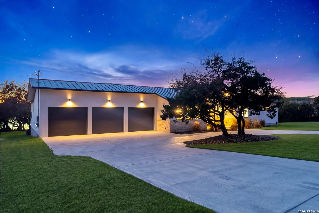 Photo of 26617 Timberline Dr