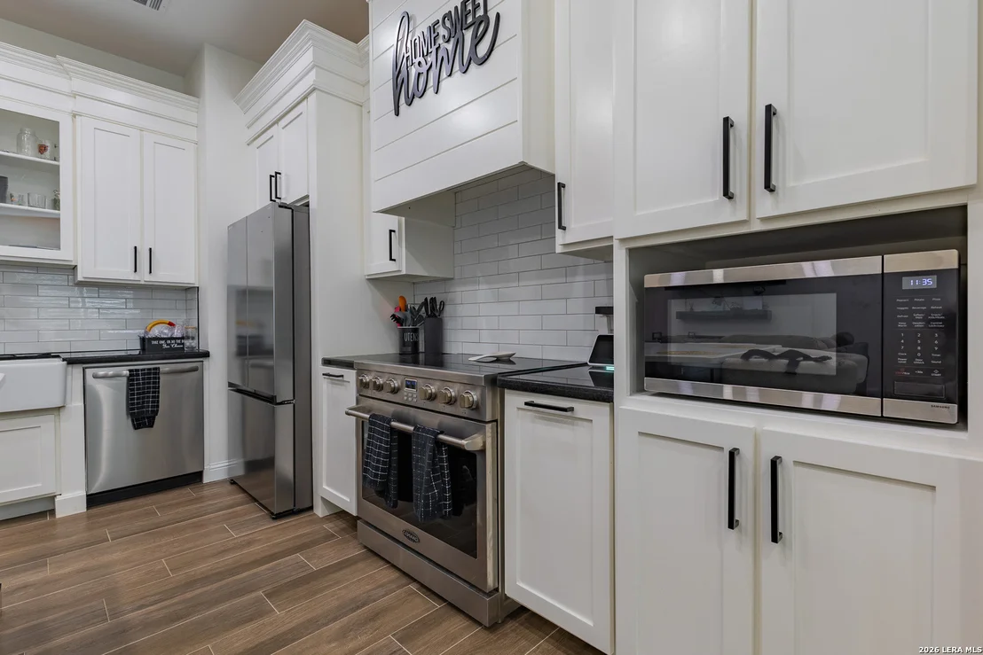 Photo of 709 Encinal Drive