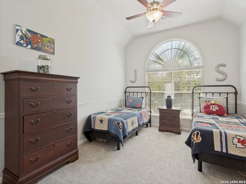Photo of 1107 Tokalon