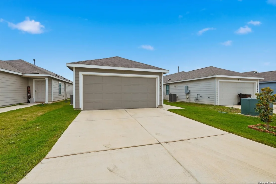 Photo of 13543 Barton Cove