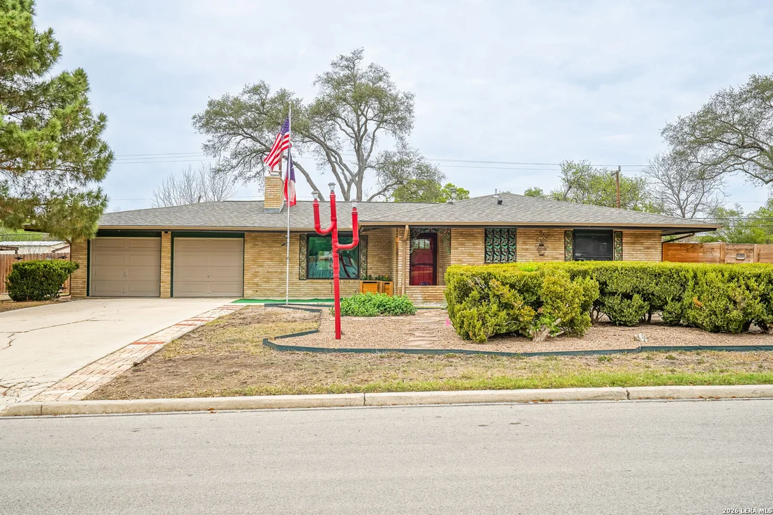 Photo of 245 Windcrest Dr