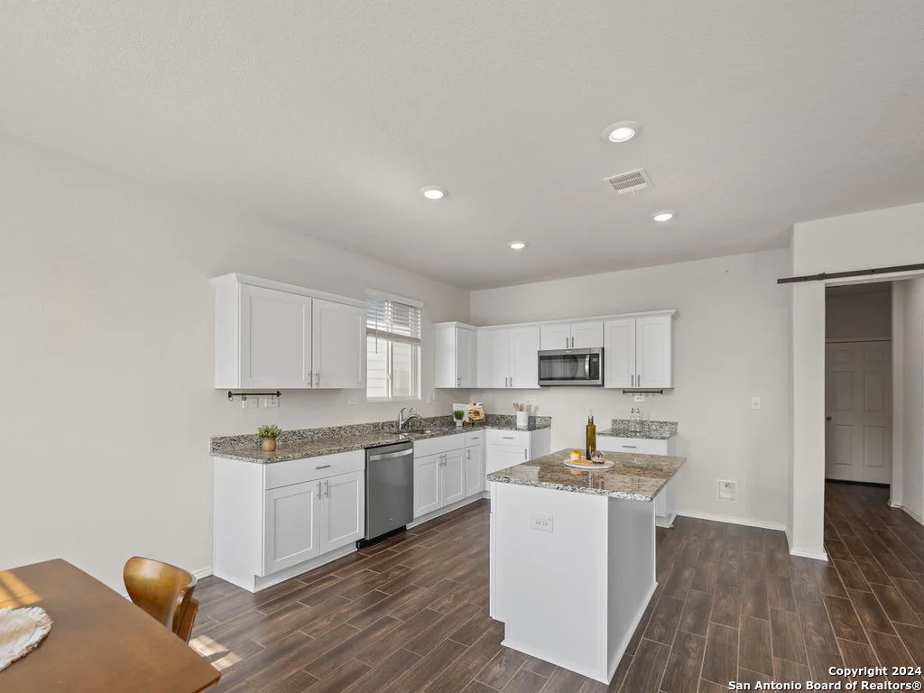 Photo of 868 SWEETGRASS