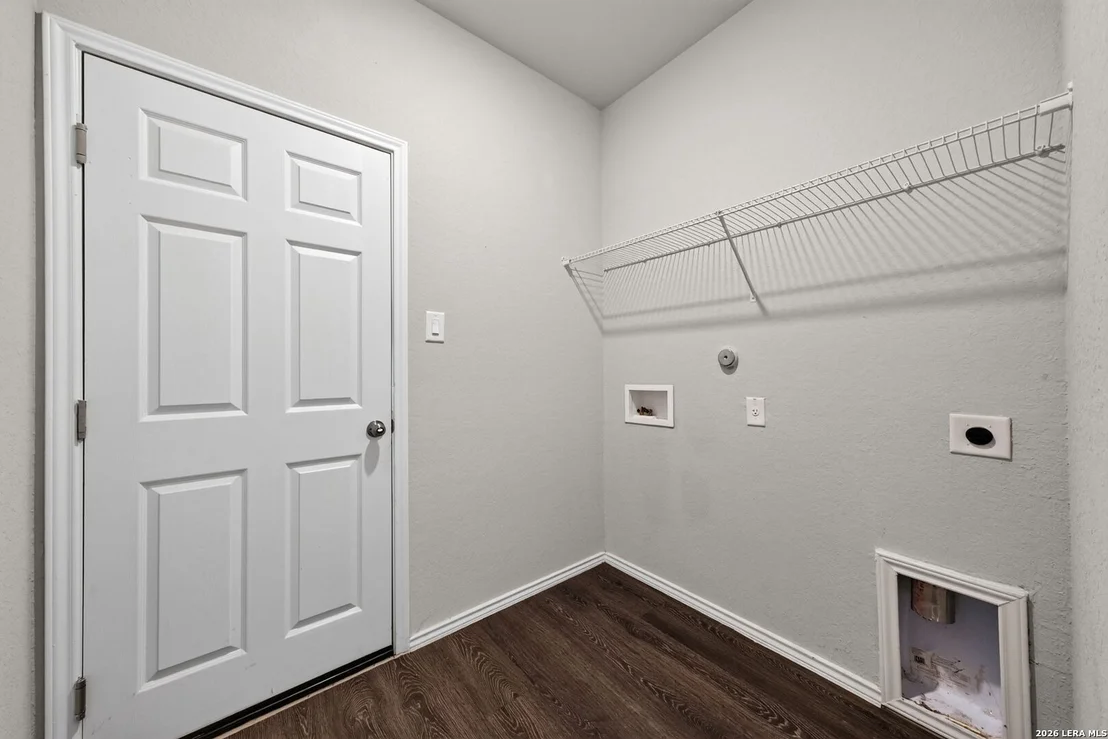 Photo of 3239 Farm Oak