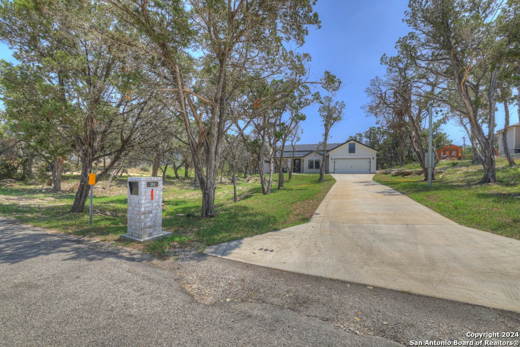 Photo of 384 Eagle Rock
