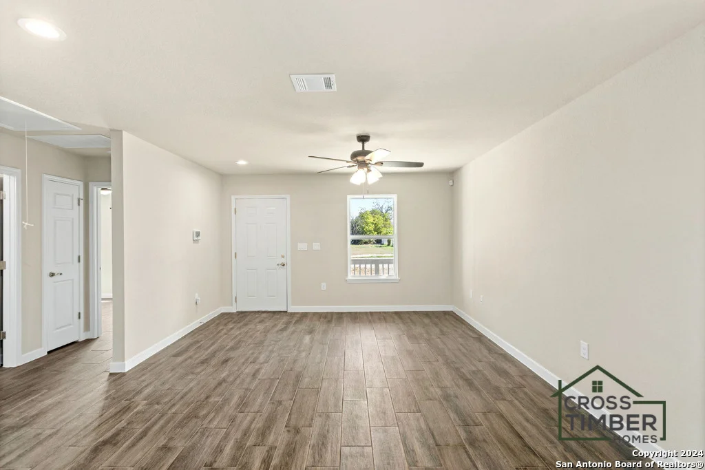 Photo of 255 CORLISS