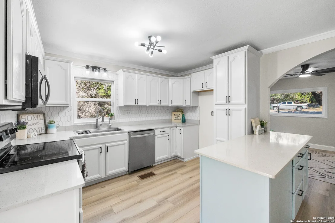 Photo of 1230 Echo Meadow