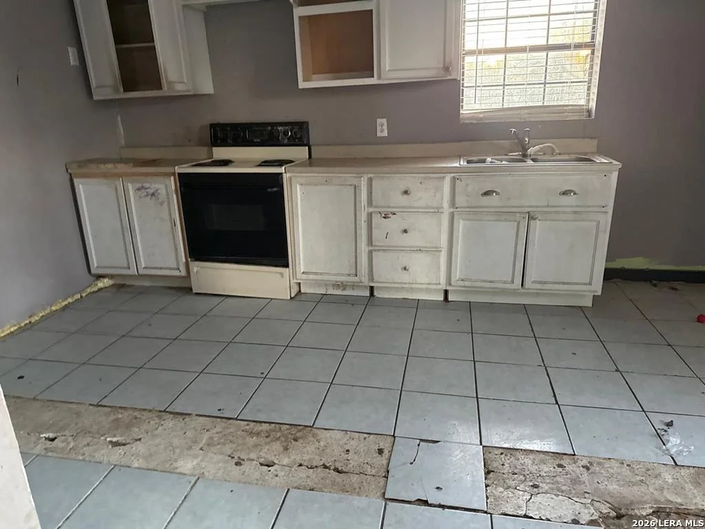 Photo of 633 Molina Loop