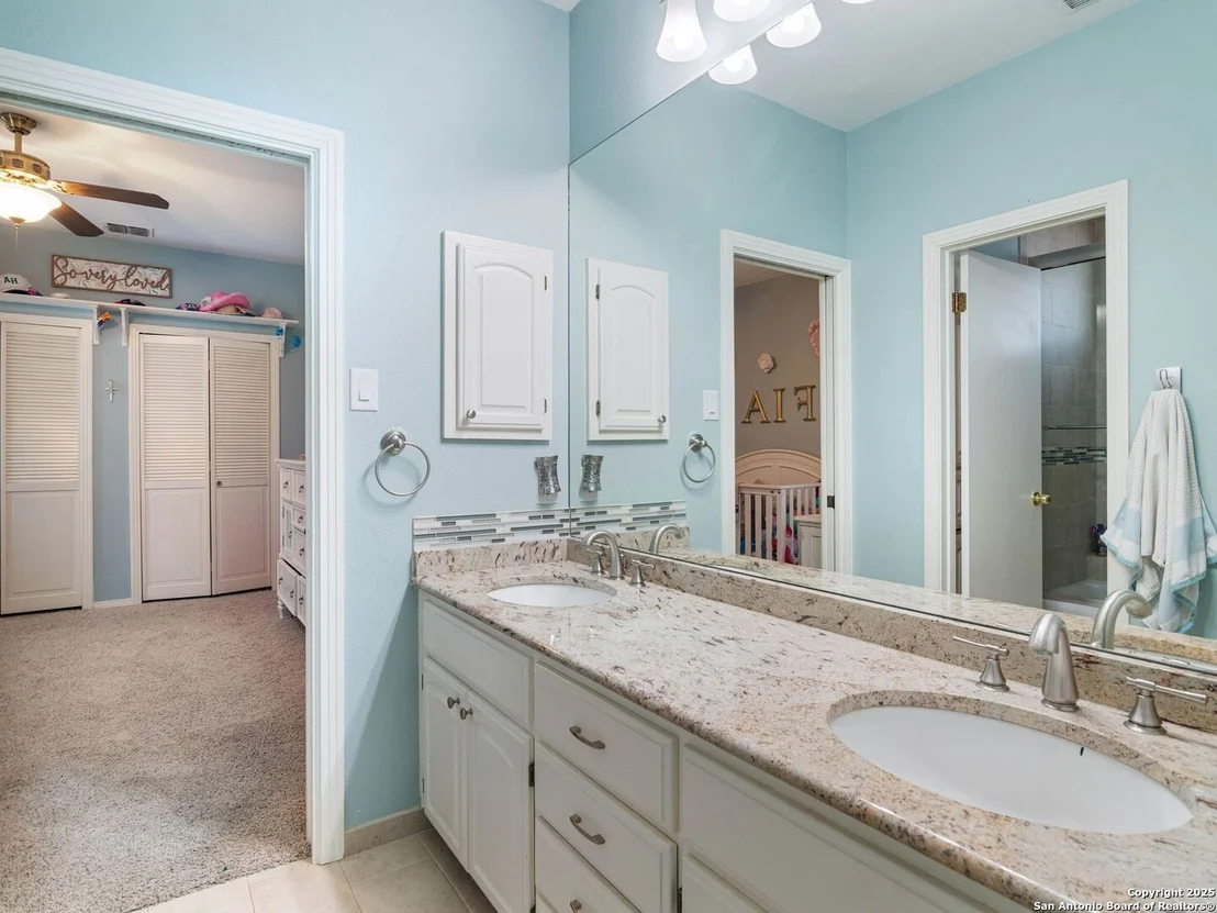 Photo of 13700 Bluffmont