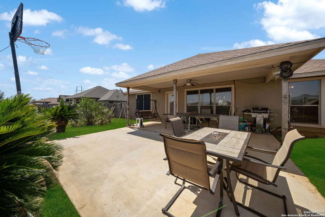Photo of 1666 Vista View