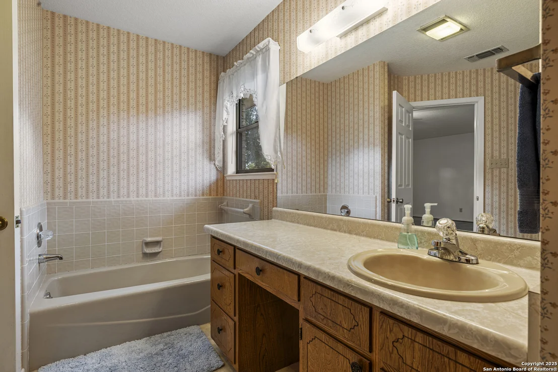Photo of 101 Broadmoor