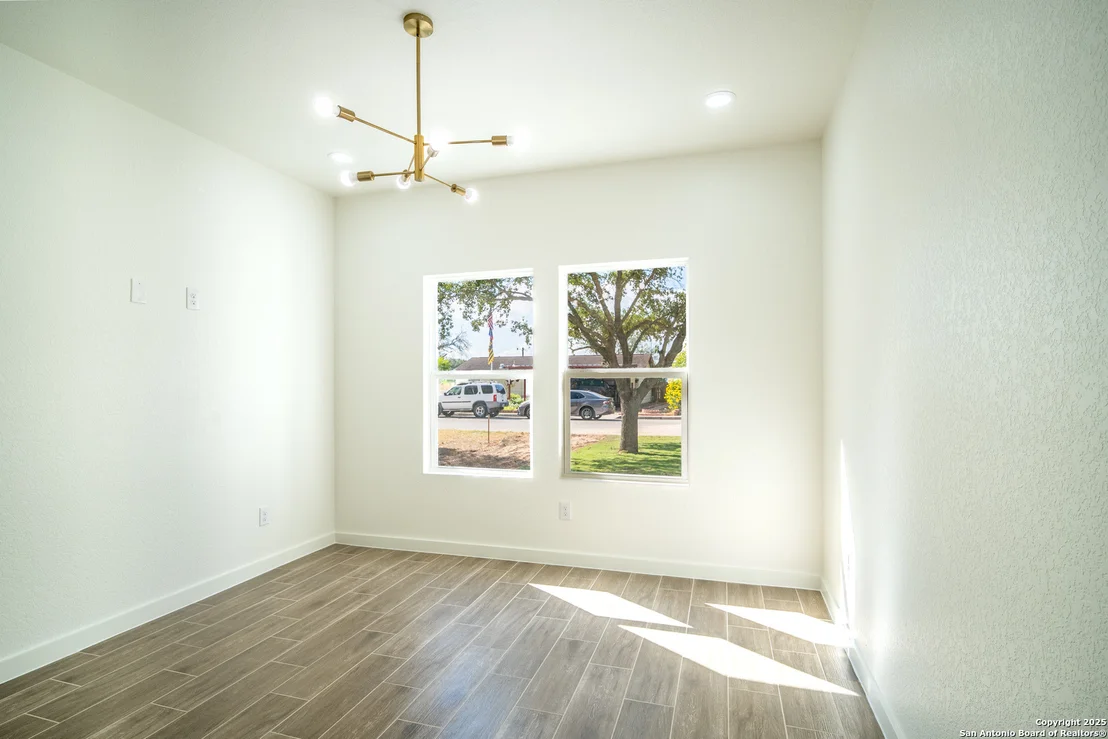 Photo of 15125 norvell