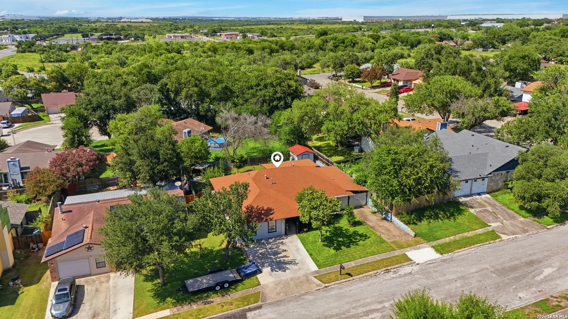 Photo of 5815 Lake Wind St
