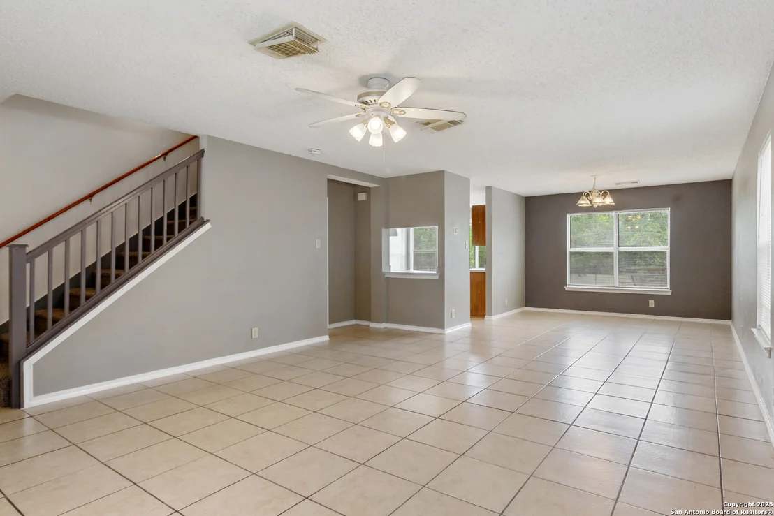 Photo of 8310 BORDER RIDGE DR