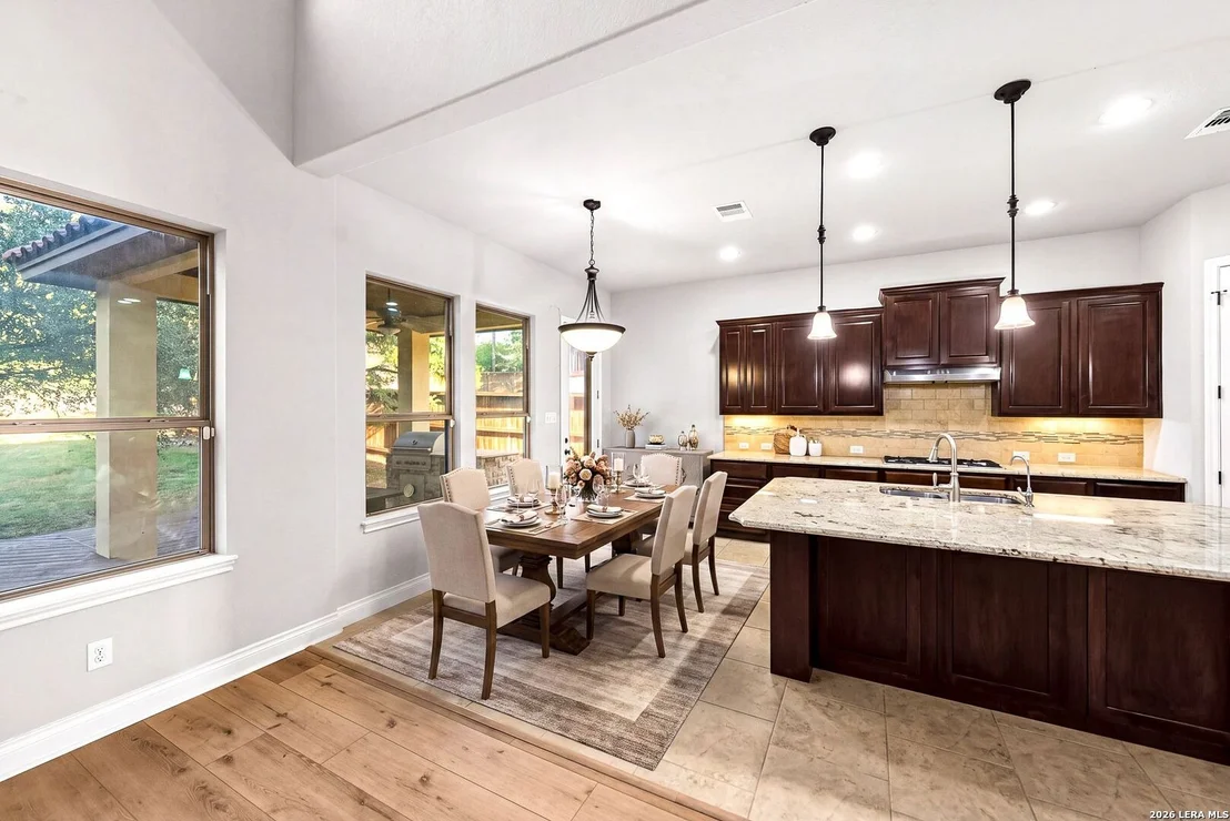 Photo of 25207 Estancia Cir,
