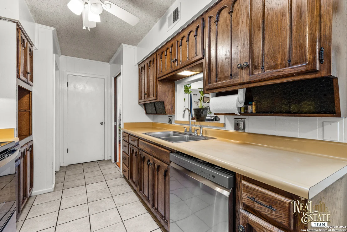 Photo of 3622 COLONY DR