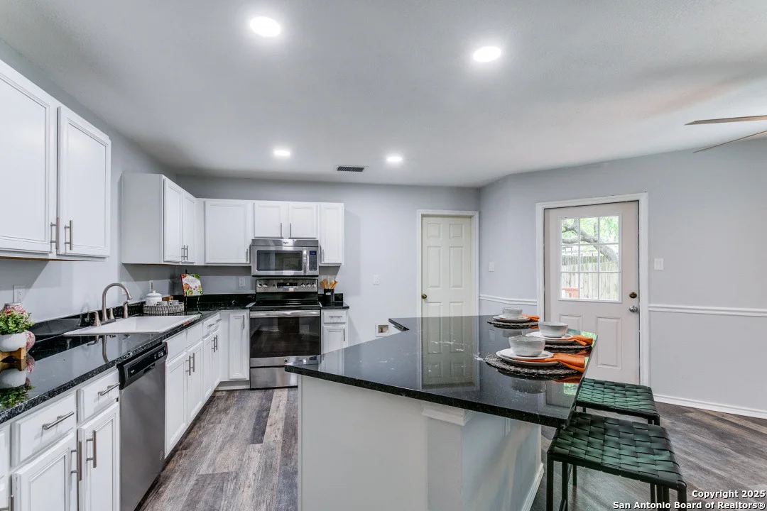 Photo of 7531 Rainlilly Cove