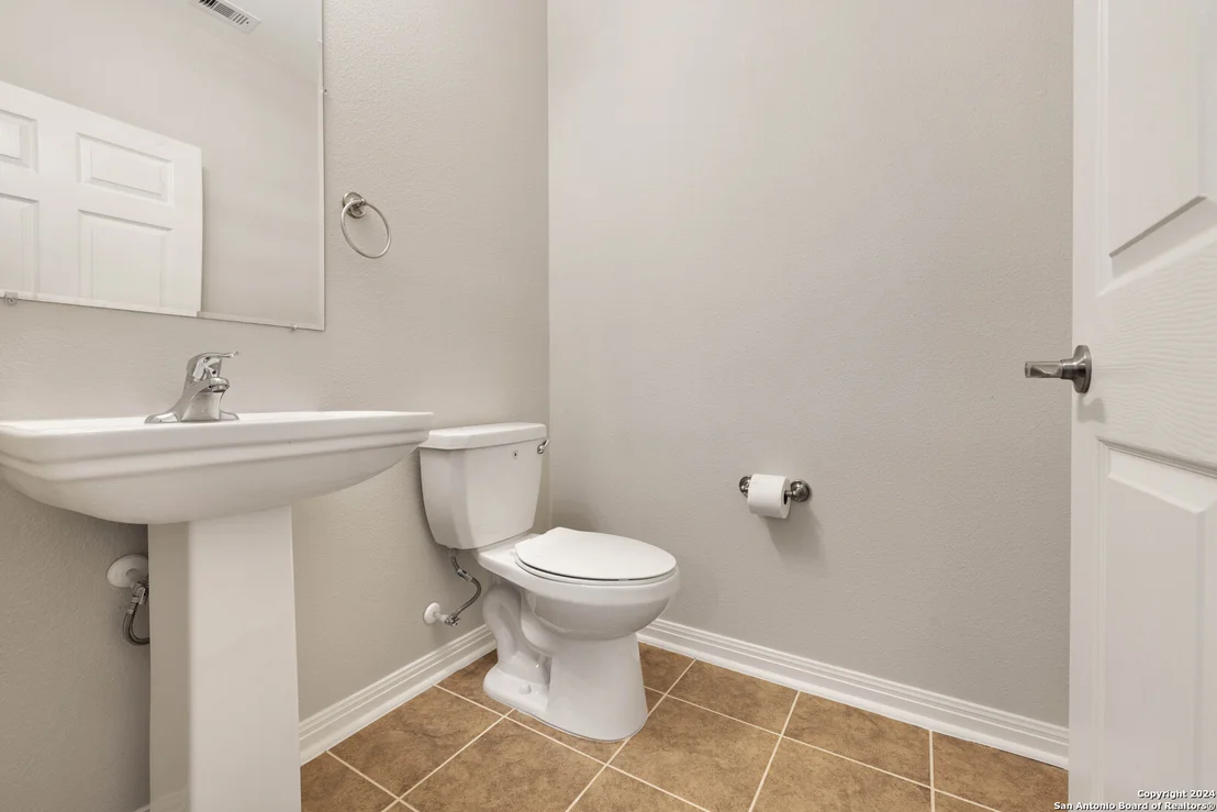 Photo of 518 PRECIOUS DR