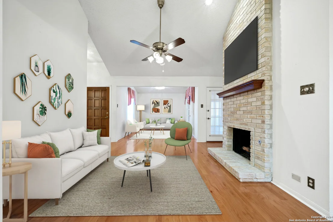 Photo of 5730 SPRING WATCH