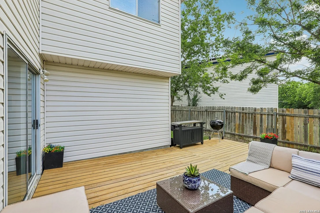 Photo of 8810 Bridgefield