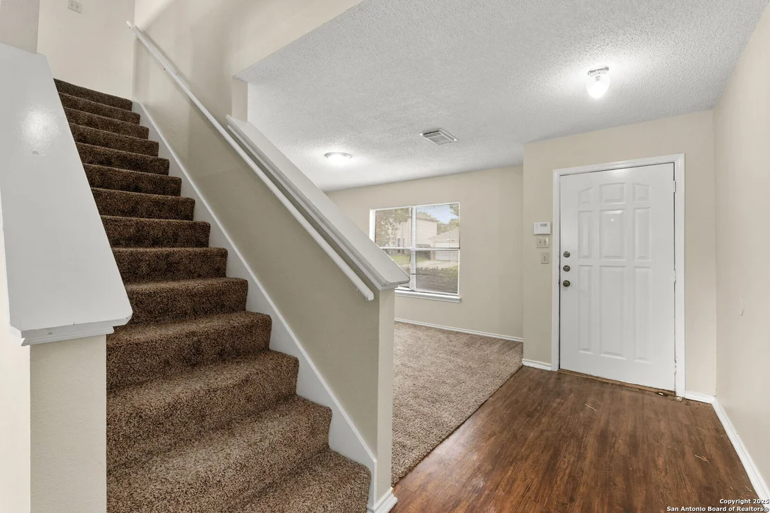 Photo of 8023 Chestnut Cedar