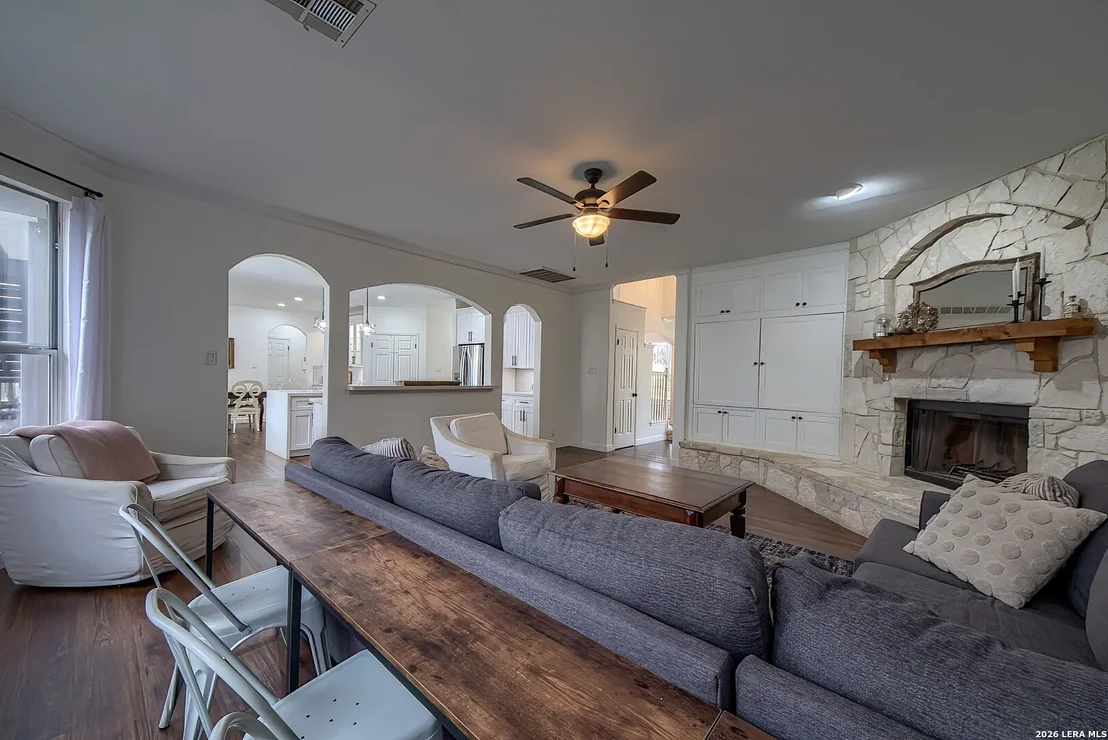 Photo of 19442 Mill Oak