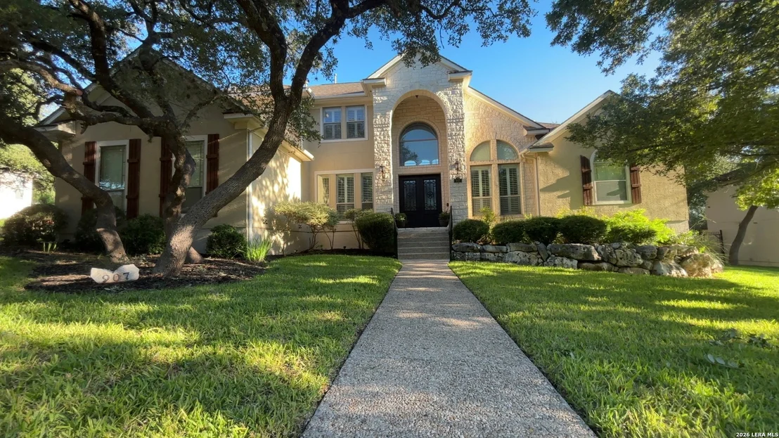 Photo of 907 SABAL RDG