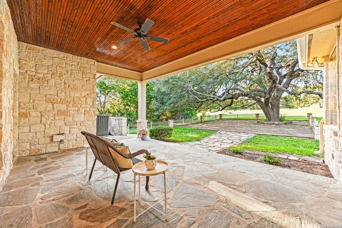 Photo of 111 White Tail Dr