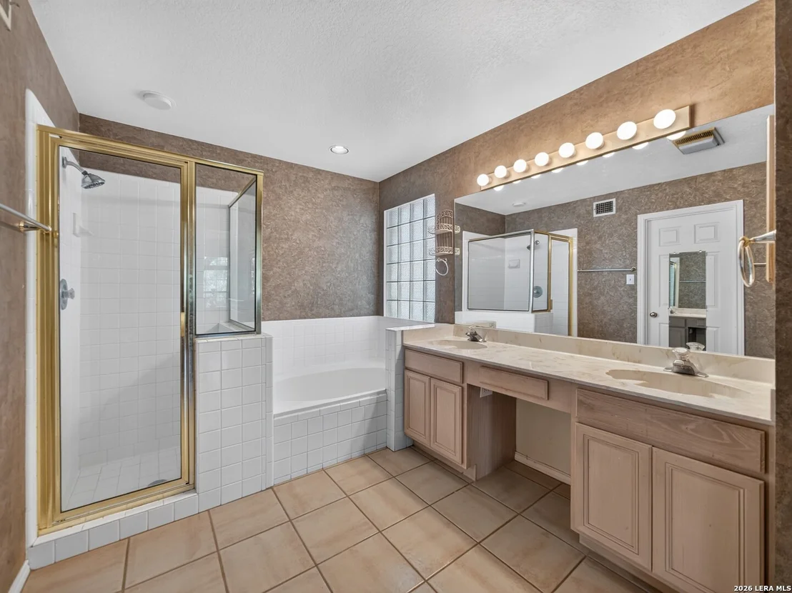 Photo of 2611 Barton Hill Dr