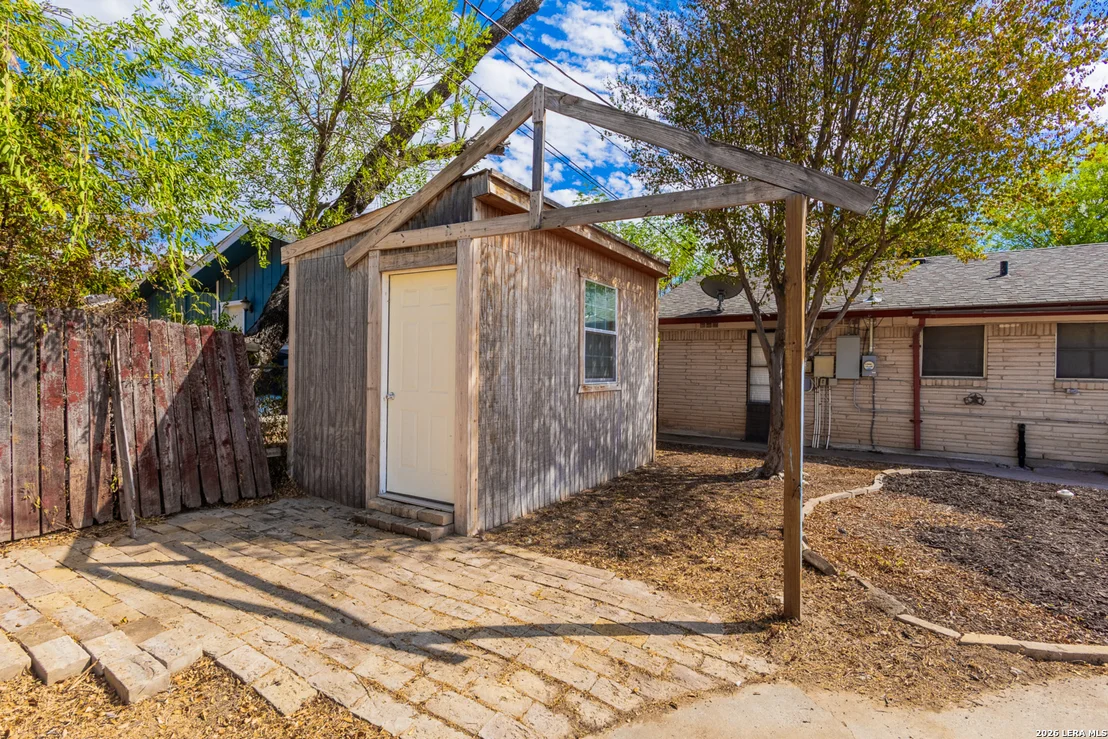 Photo of 2347 Edna Dr